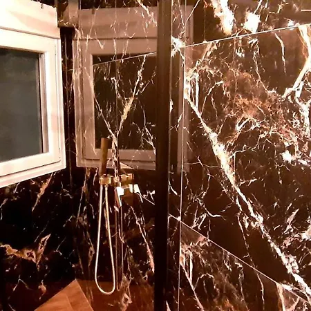 77 νικη Apartment